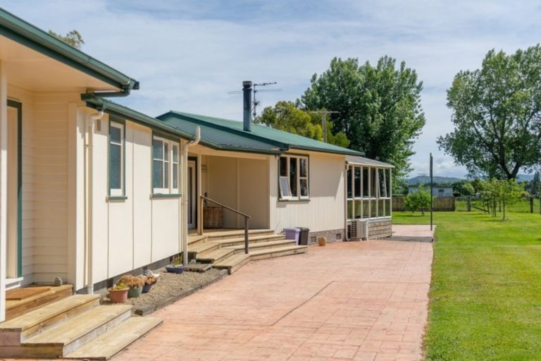 Photo of property in 120 Kibblewhite Road, Matahiwi, Masterton, 5888