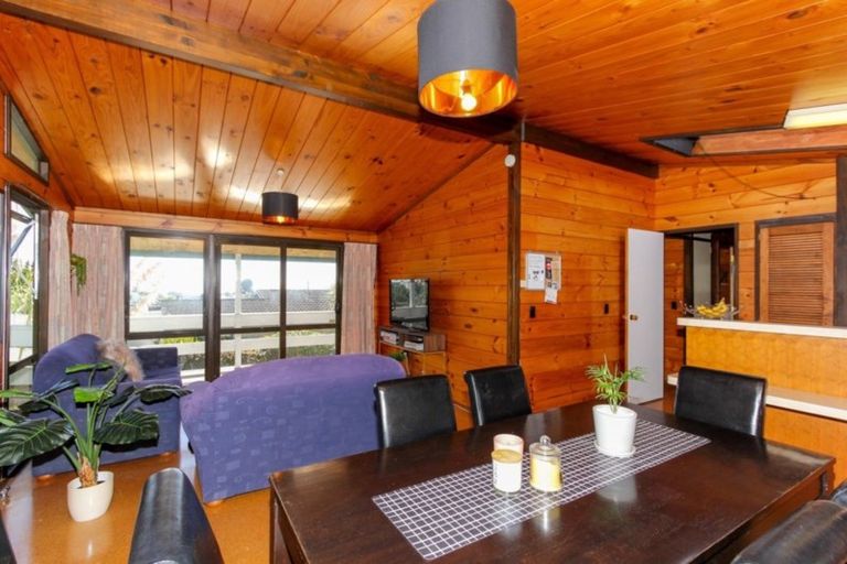 Photo of property in 69 Belt Road, New Plymouth, 4310