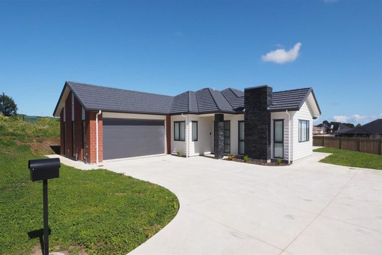 Photo of property in 3 Catherine Mclean Road, Pukekohe, 2120