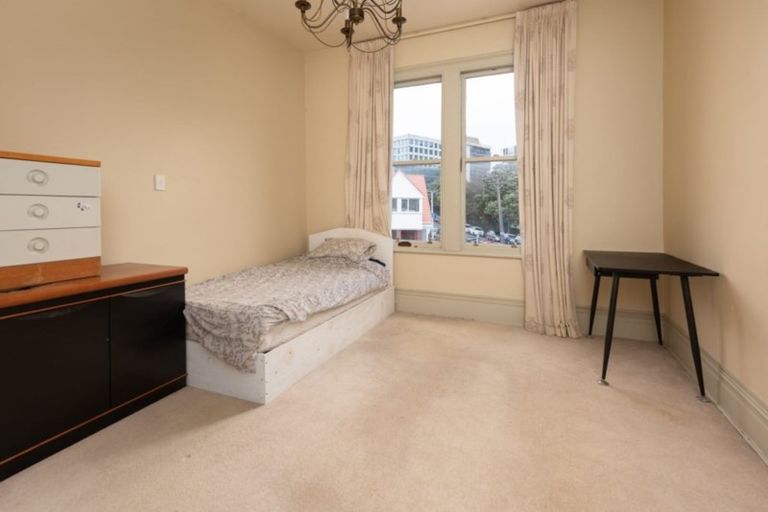 Photo of property in 6 Hobson Street, Thorndon, Wellington, 6011