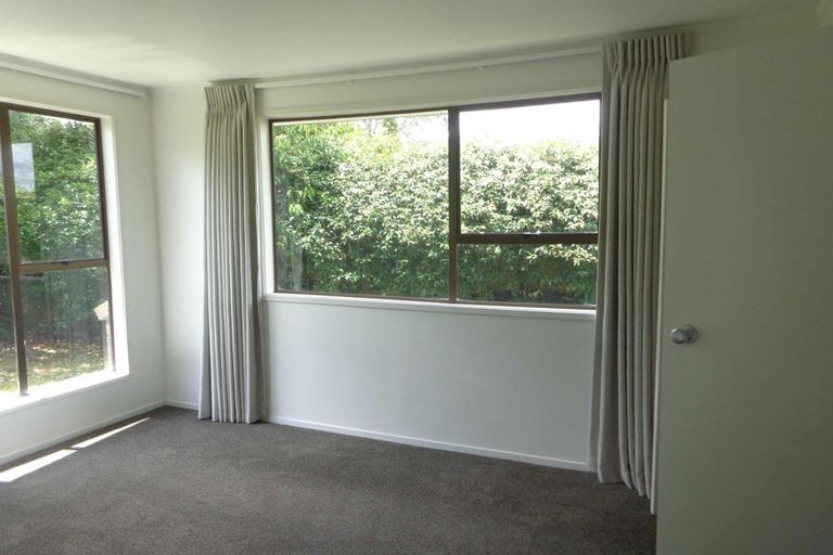Photo of property in 206 Royal Road, Massey, Auckland, 0614