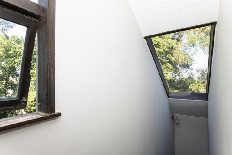 Photo of property in 64 Lyell Road, Outer Kaiti, Gisborne, 4010