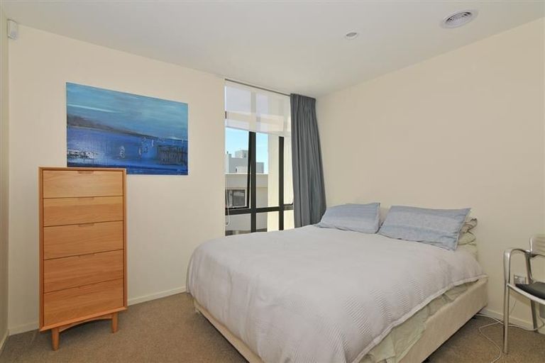Photo of property in 10/22 Oriental Terrace, Oriental Bay, Wellington, 6011