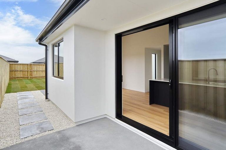 Photo of property in 36 Cousins Street, Woodend, 7691