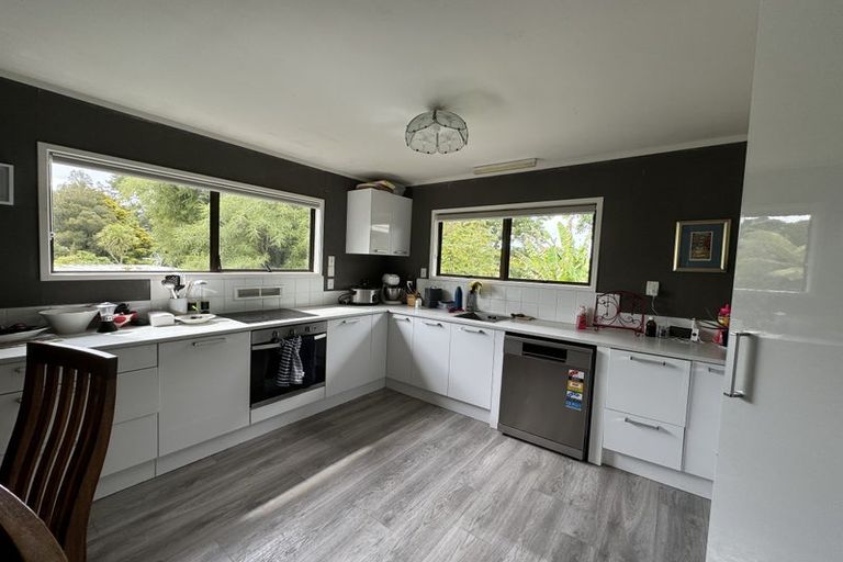 Photo of property in 33 Hibiscus Avenue, Hamilton Lake, Hamilton, 3204