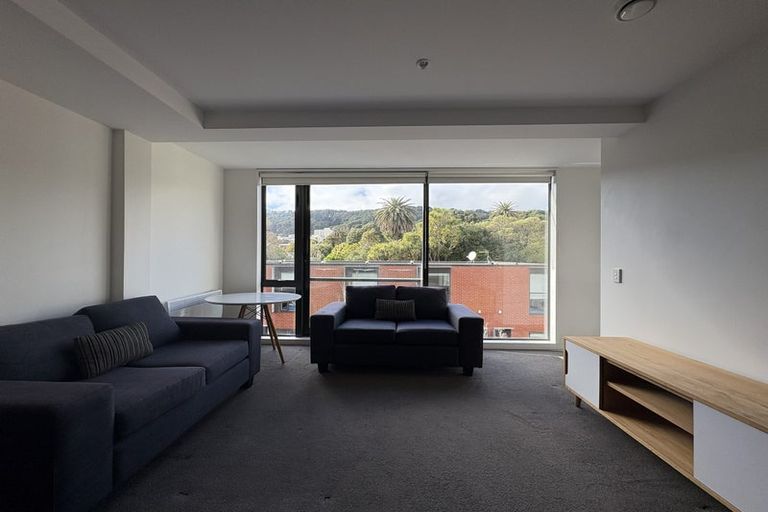 Photo of property in Nouvo Apartments, 3j/21 Rugby Street, Mount Cook, Wellington, 6021