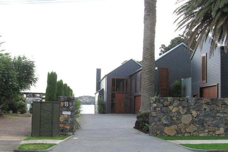 Photo of property in 8 Musick Point Road, Bucklands Beach, Auckland, 2012