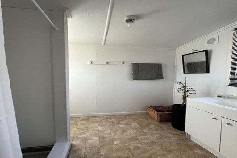 Photo of property in 33 Worksop Road, Masterton, 5810