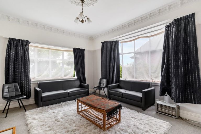 Photo of property in 279 Church Street, West End, Timaru, 7910