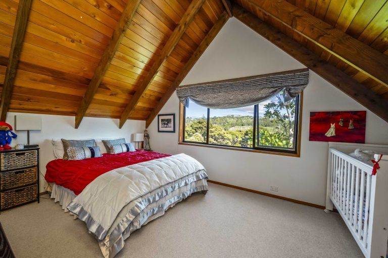 Photo of property in 287 Glenvar Road, Long Bay, Auckland, 0630