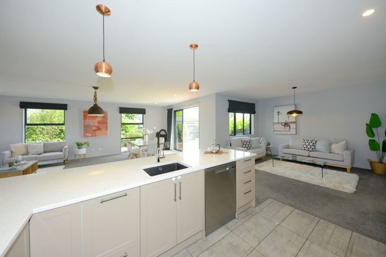 Photo of property in 47a Richards Avenue, Papanui, Christchurch, 8053