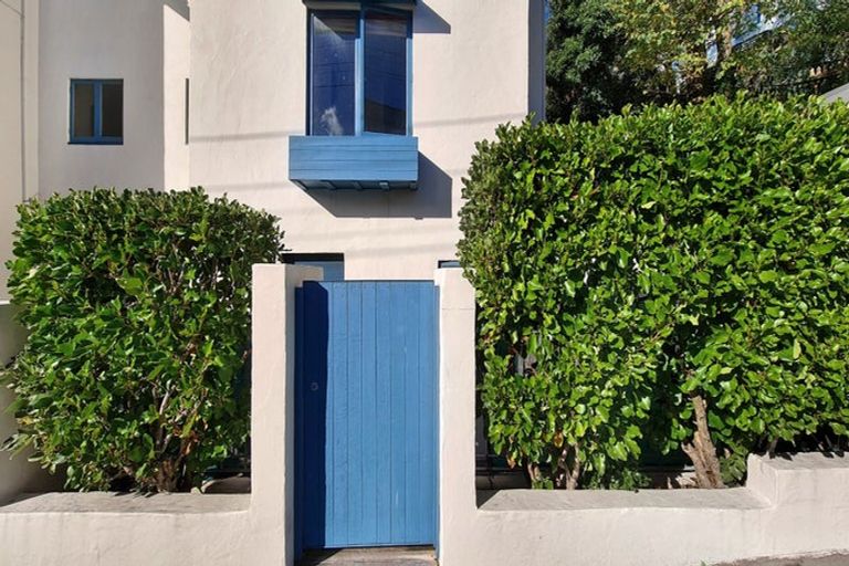 Photo of property in 7b Austin Street, Mount Victoria, Wellington, 6011