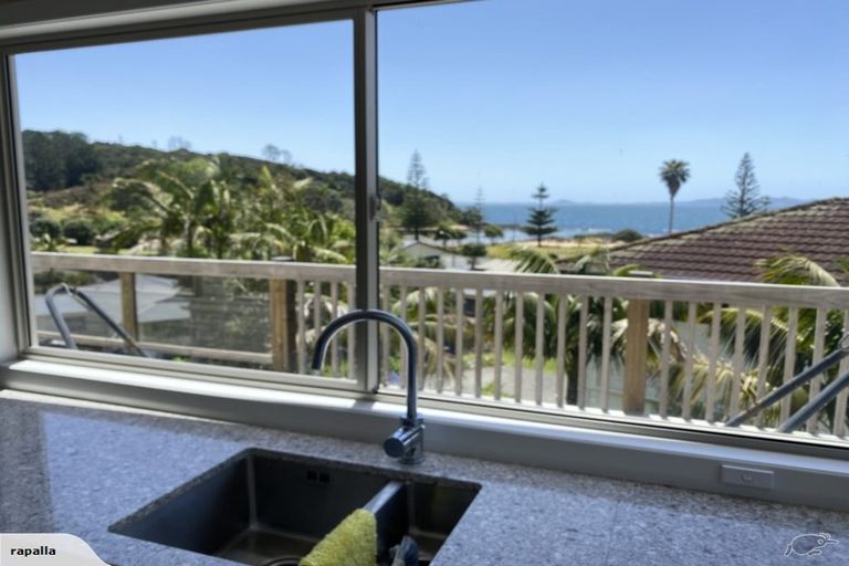 Photo of property in 20 Stratford Drive, Cable Bay, 0420