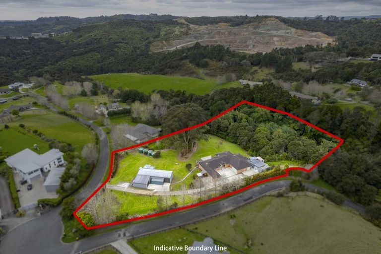 Photo of property in 158 Judge Richardson Drive, Opaheke, Papakura, 2584