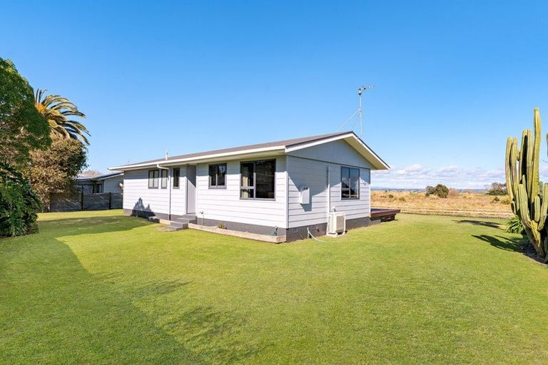 Photo of property in 252 Pukehina Parade, Pukehina, Te Puke, 3189