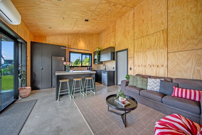 Photo of property in 49 Pukutahi Drive, Te Anau, 9600