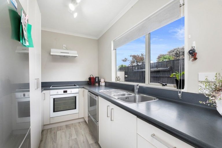 Photo of property in 4a Belray Place, Papamoa Beach, Papamoa, 3118