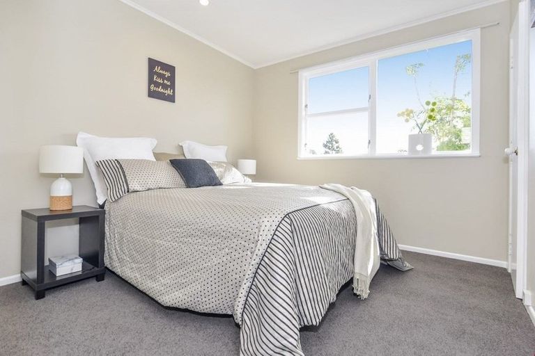 Photo of property in 6 Seon Place, Birkdale, Auckland, 0626