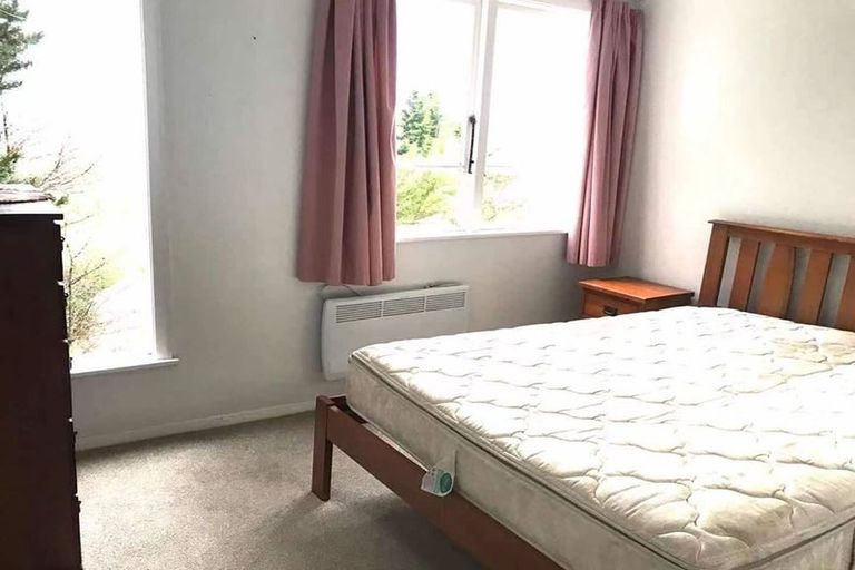 Photo of property in 5 Fraser Street, Wainuiomata, Lower Hutt, 5014