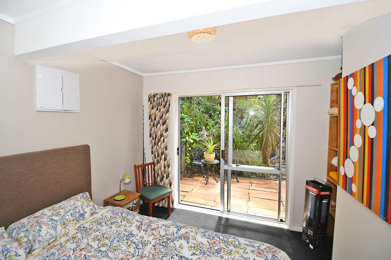 Photo of property in 21 Spray Crescent, Leigh, 0985