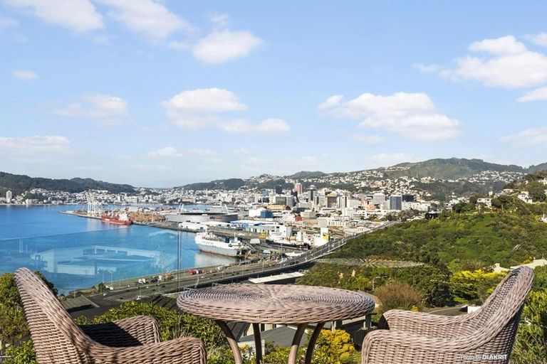 Photo of property in 26 Rama Crescent, Khandallah, Wellington, 6035