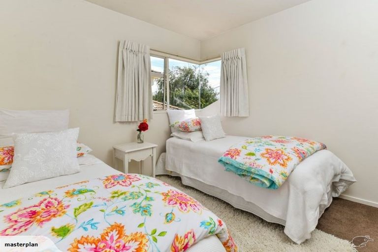 Photo of property in 2/36 Francis Street, Hauraki, Auckland, 0622