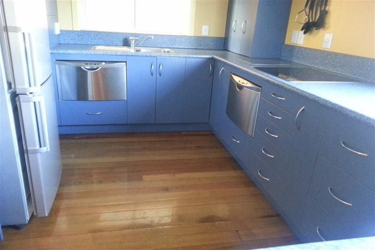 Photo of property in 18 Heath Street, St Andrews, Hamilton, 3200