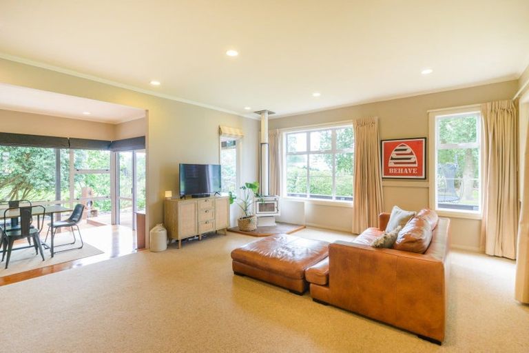 Photo of property in 1633 State Highway 3, Awahuri, Palmerston North, 4476