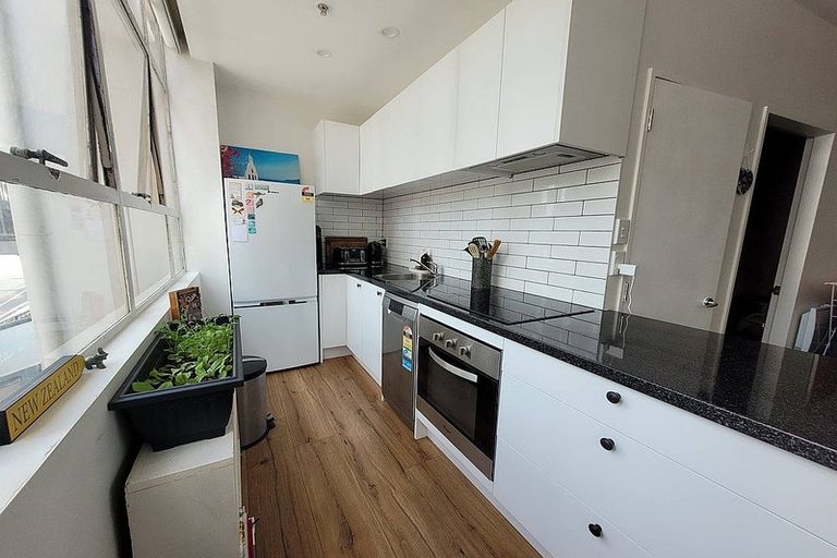 Photo of property in Hume House, 1/152 The Terrace, Wellington Central, Wellington, 6011