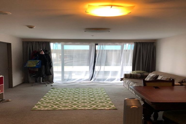 Photo of property in Dual Apartments, 301/142 Vivian Street, Te Aro, Wellington, 6011