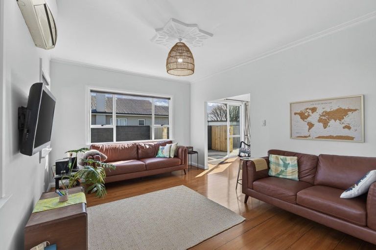 Photo of property in 319 Carrington Street, Vogeltown, New Plymouth, 4310