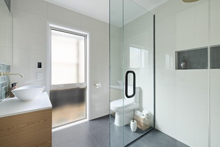 Photo of property in 9 Lakeview Quay, Pyes Pa, Tauranga, 3112