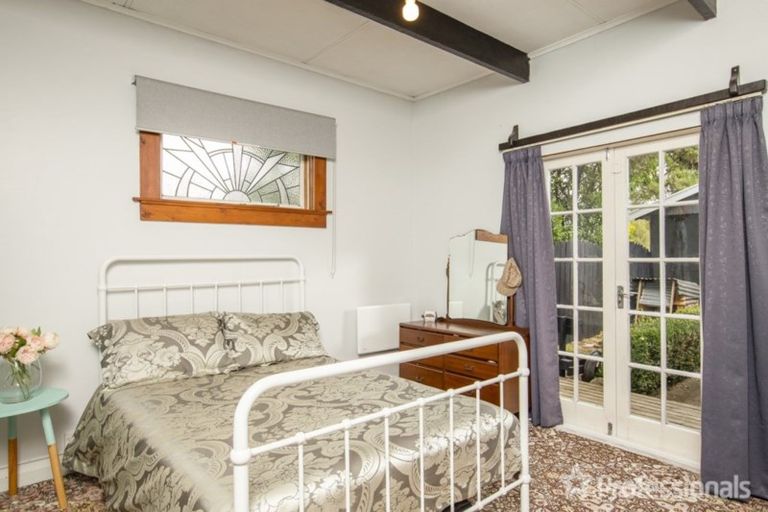 Photo of property in 12 Wallace Street, Featherston, 5710