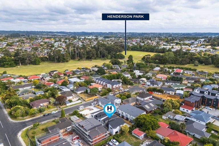 Photo of property in 14c Serjeant Street, Henderson, Auckland, 0612