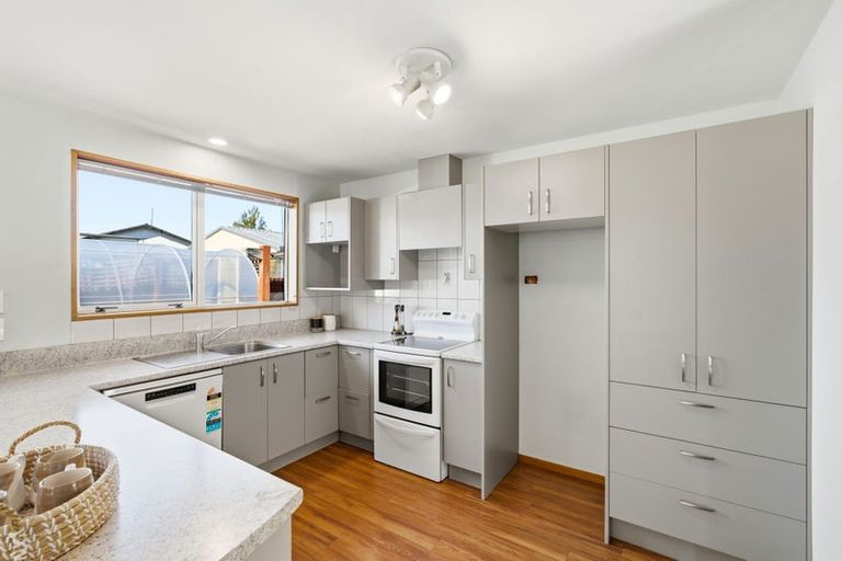 Photo of property in 83 Vivian Street, Burwood, Christchurch, 8083