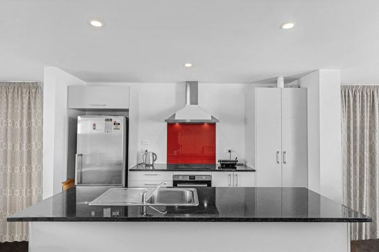 Photo of property in 6 Treestump Road, Takanini, 2112