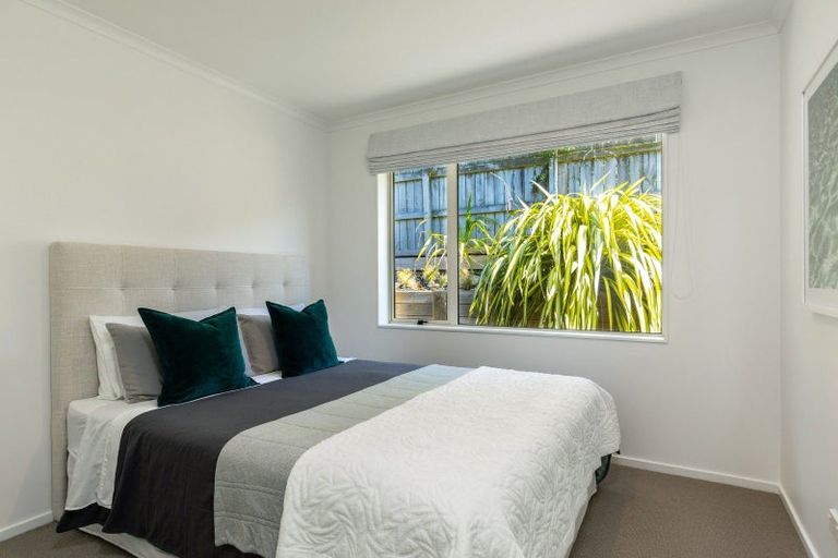 Photo of property in 8 Whitby Close, Waikawa, Picton, 7220