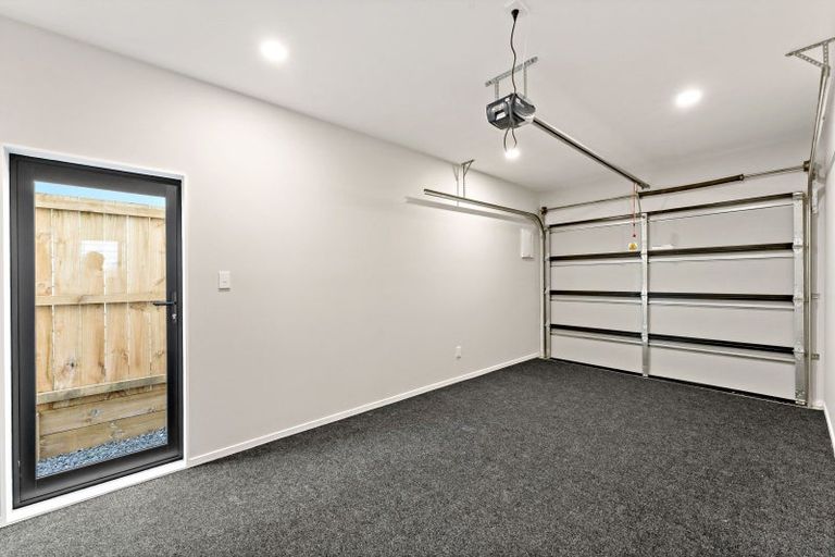 Photo of property in 24b Poinsettia Place, Henderson, Auckland, 0610