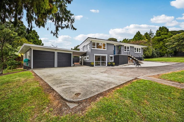 Photo of property in 6 Walker Road, Henderson Valley, Auckland, 0612