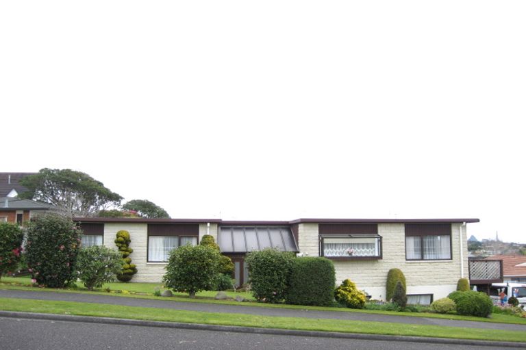 Photo of property in 18 Kellyville Heights, Merrilands, New Plymouth, 4312