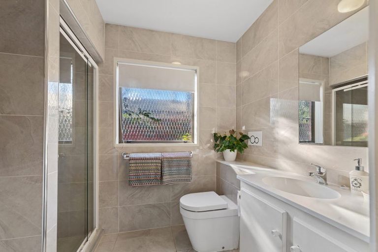 Photo of property in 2/62 Murray Place, St Albans, Christchurch, 8014
