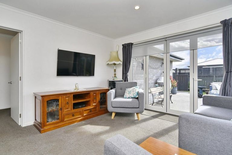 Photo of property in 27 Kawari Drive, Pegasus, 7612