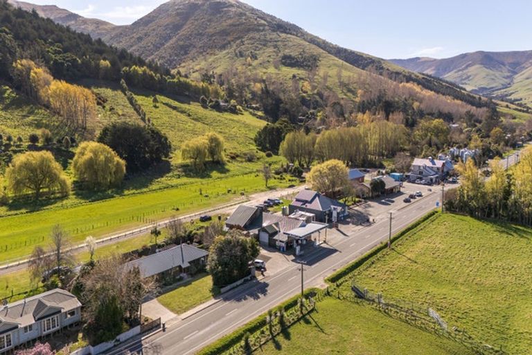Photo of property in 4217 Christchurch Akaroa Road, Little River, 7591