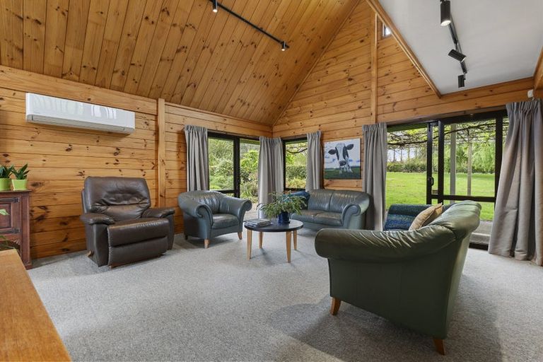 Photo of property in 34 Postman Road, Dairy Flat, Albany, 0794