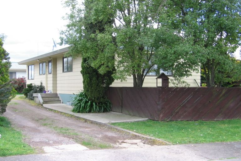 Photo of property in 17 Olivine Street, Poike, Tauranga, 3112