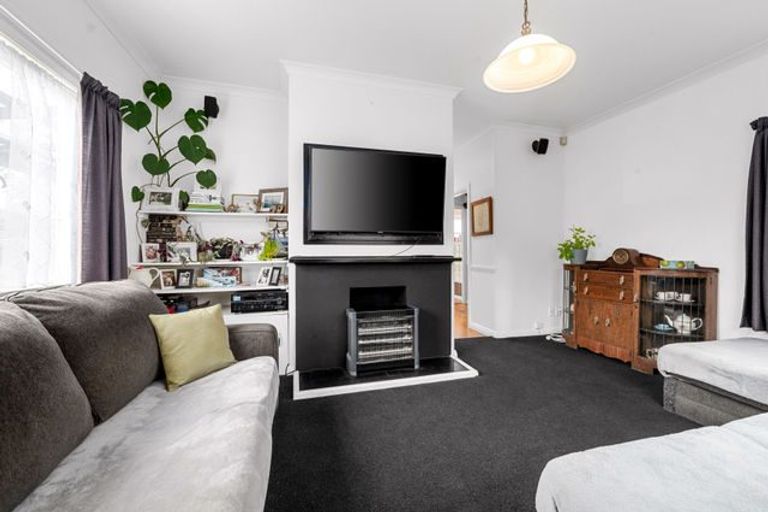 Photo of property in 84 Norton Road, Frankton, Hamilton, 3204