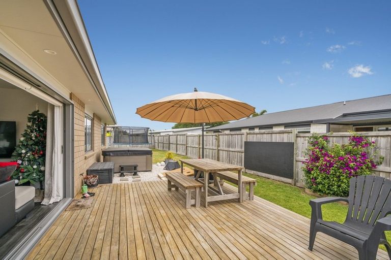 Photo of property in 342 Cook Drive, Whitianga, 3510