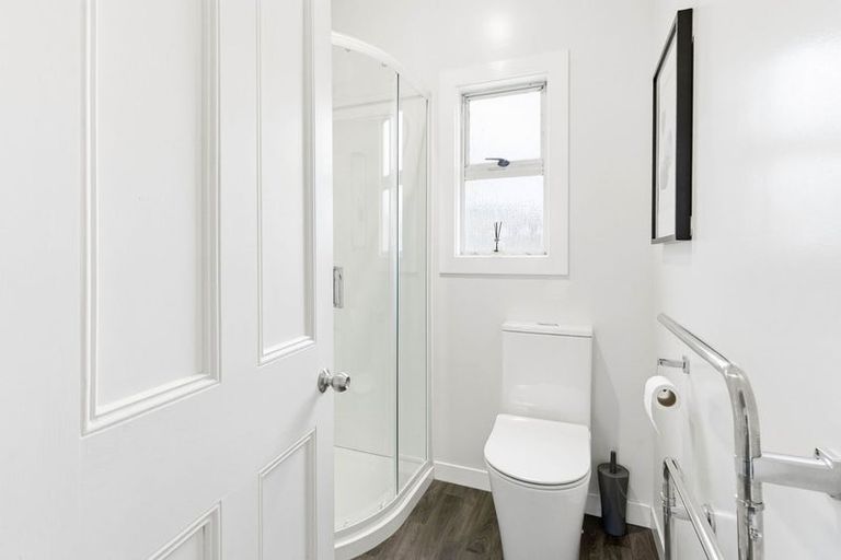 Photo of property in 17 Burns Street, South Dunedin, Dunedin, 9012