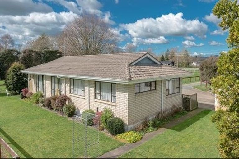 Photo of property in 263 Woodside Road, Matangi, Hamilton, 3284