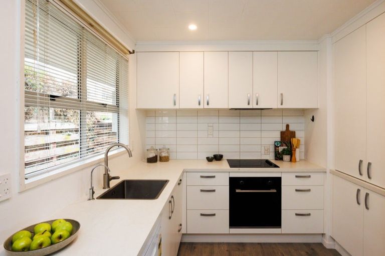 Photo of property in 2a Worcester Street, West End, Palmerston North, 4410